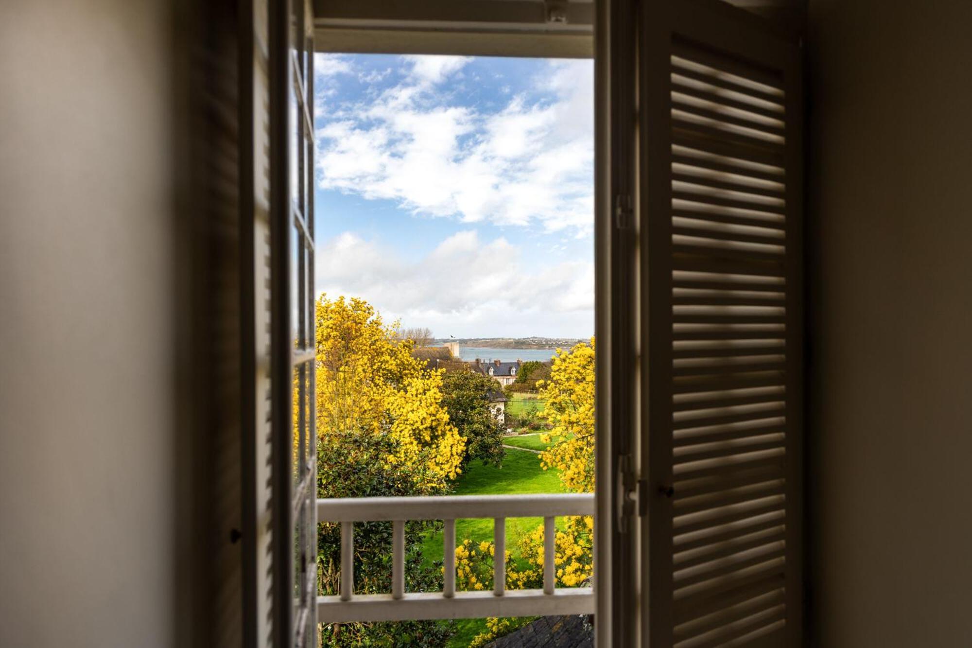 Manoir Des Bords De Rance Bed & Breakfast Plouër-sur-Rance Dış mekan fotoğraf